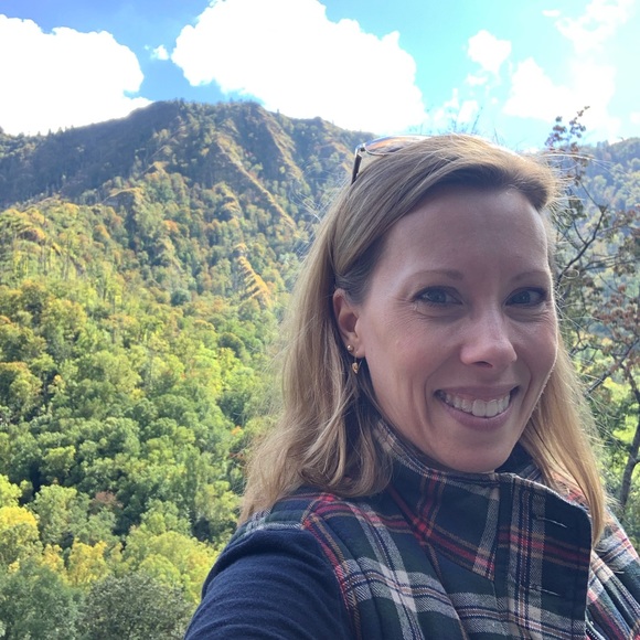 Meet your Posher, Kathy - Picture 8 of 9